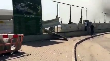 Edifício ruiu em Tel Aviv. Há várias pessoas desaparecidas nos  escombros