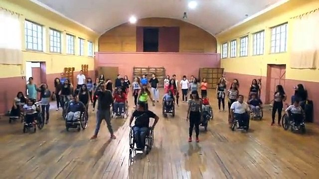 Porque a Zumba é para todos, com ou sem cadeira de rodas