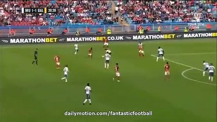 Bruma responde a golaço de Zlatan com 'obra de arte'