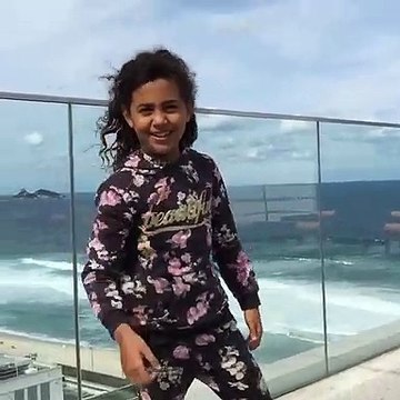 Filha de Luisão mostra hotel escolhido para passar férias