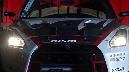 Nissan GT-R: Uns pequenos toques e bateu o recorde mundial de drift