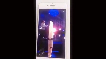 Christina Aguilera canta ‘ao lado’ de Whitney Houston