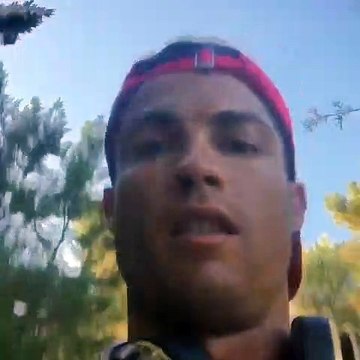 Cristiano Ronaldo deixa mensagem aos fãs