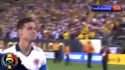 James não conteve a emoção depois da vitória da Colômbia