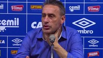 Jornalista questiona opções e Paulo Bento responde à altura
