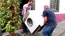 Associação madeirense transformou máquinas de lavar em luzes coloridas