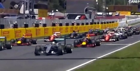 Hamilton e Rosberg têm acidente e abandonam GP de Espanha