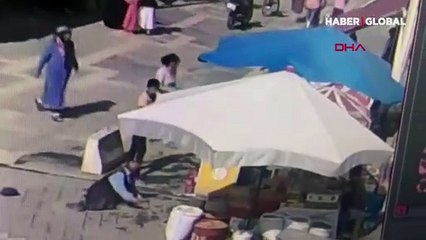 Çalıştığı dükkanın önündeki engellinin yüzüne böyle tekme attı