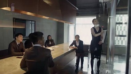 Com este dispositivo pode controlar o seu smartphone onde quiser