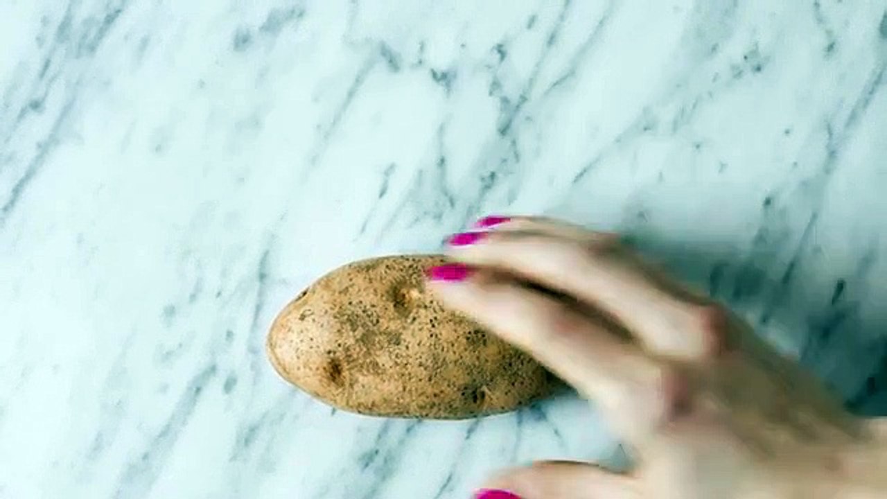 Descascar batata
