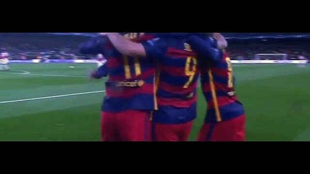 Dani Alves cruza e Luis Suárez conclui como só ele sabe