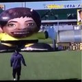 Nem um robot gigante defende os remates de Messi