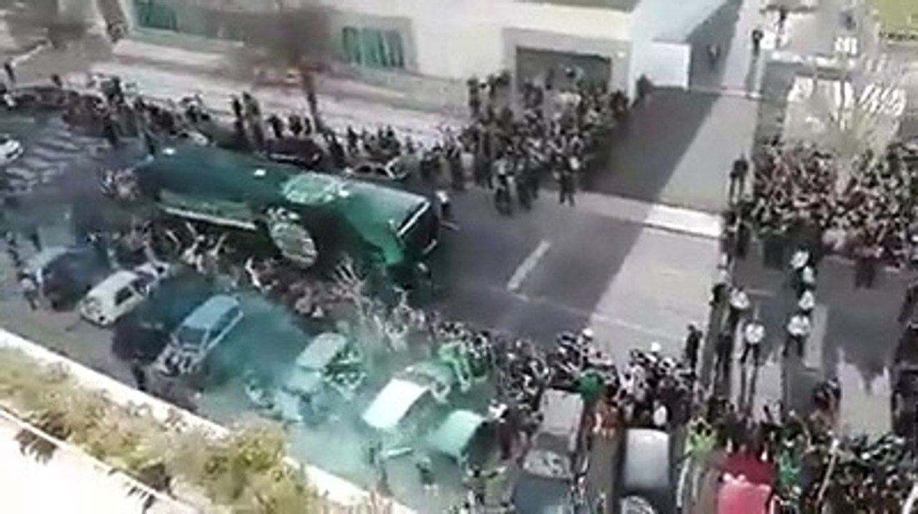 Euforia na chegada do autocarro 'leonino' à Amoreira