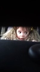 Reação de criança a música de John Williams