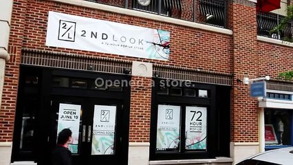 Crianças emocionam clientes de loja de luxo com frases reais