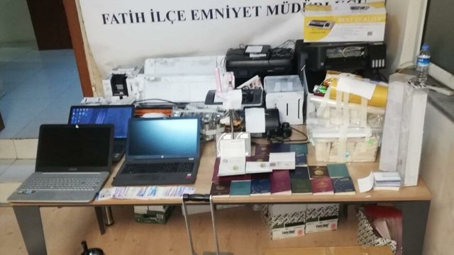 Sahte pasaport ve kimlik yapan şahıslara operasyon