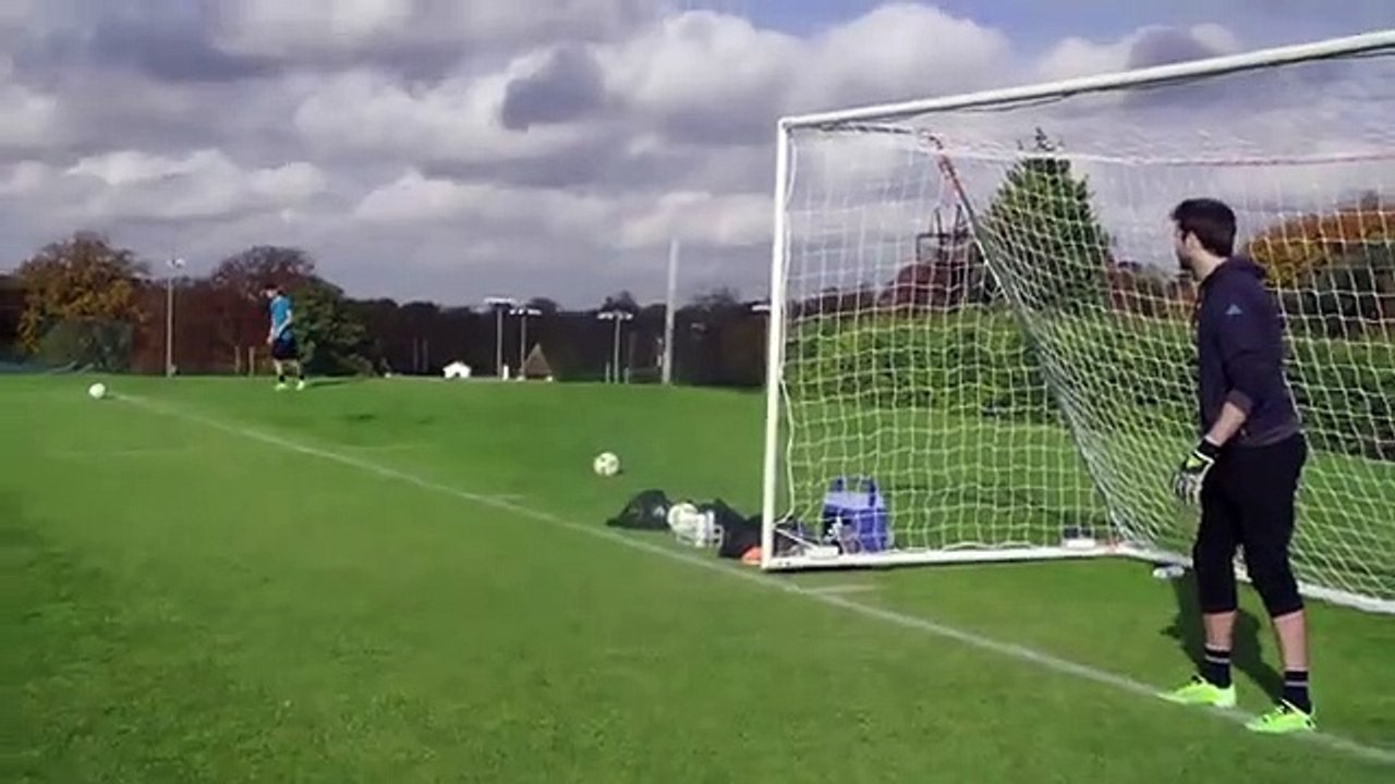 Oscar faz 'magia' com os pés: técnica ou apenas montagem?