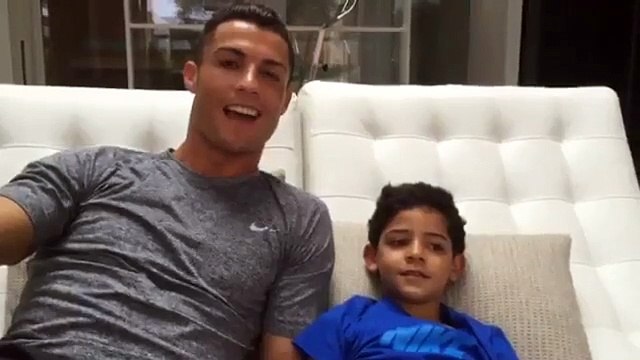 Cristiano e Cristianinho agradecem os 50 milhões de seguidores