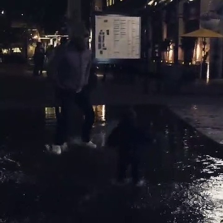 Daniela Ruah mostra brincadeira entre pai e filho