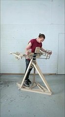 Sente-se sozinho? Já há uma máquina para o abraçar