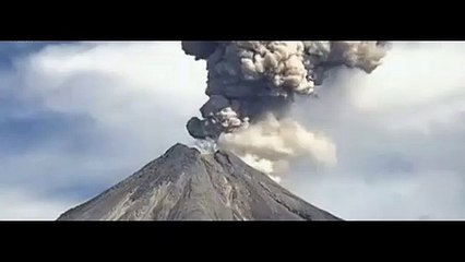 Vulcão Colima entra em erupção
