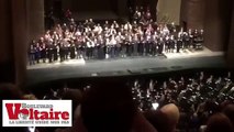 Orquestra de Nova Iorque homenageia vítimas com hino de França