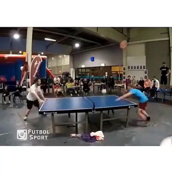 Conheça este novo desporto... o futebol de mesa