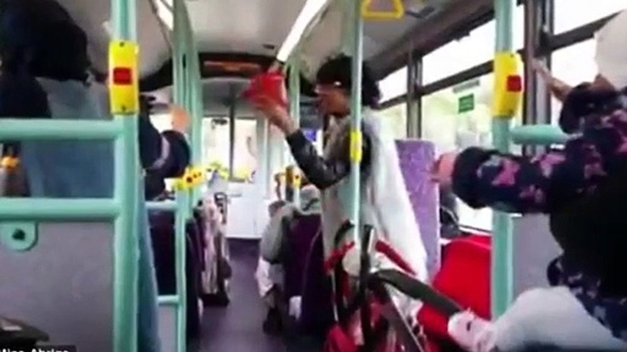 Discussão em autocarro de Londres