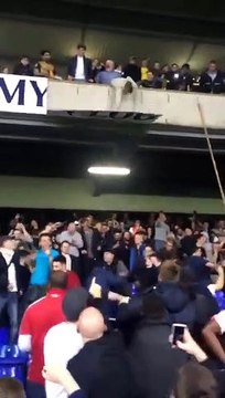 Adeptos do Arsenal destroem estádio do Tottenham