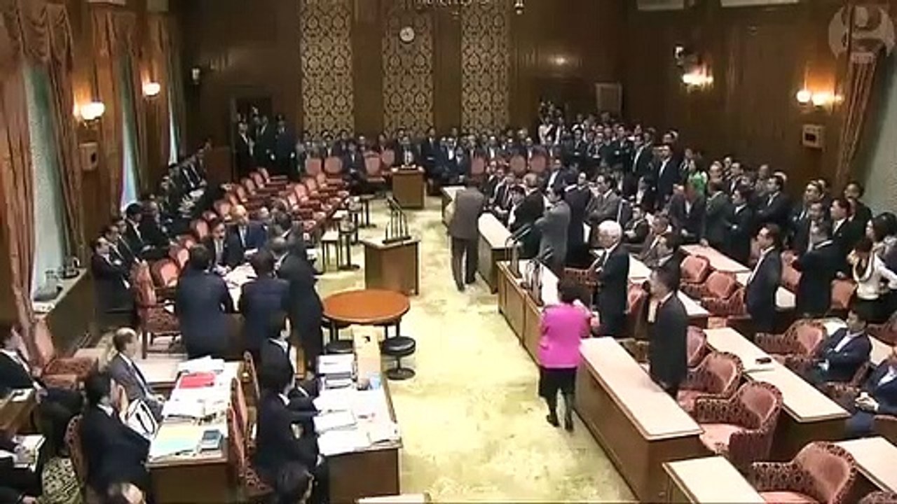 Confrontos no parlamento do Japão