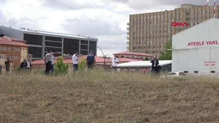 Son dakika gündem: AMBULANS HELİKOPTER PİSTİ YAKININDA LASTİK YAKAN 2 ŞÜPHELİ ARANIYOR