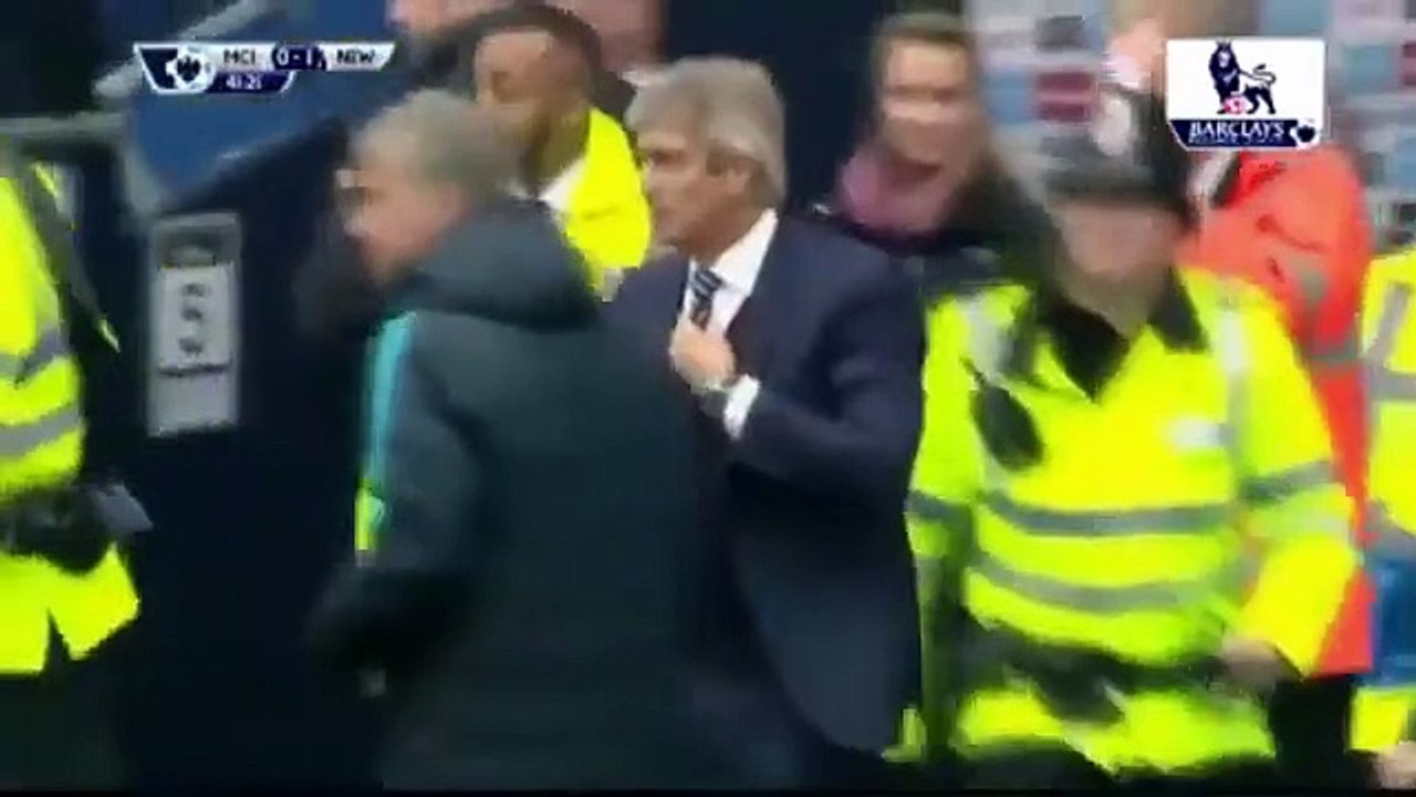 Aguero marca conco golos pelo Manchester City