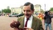 25 anos de Mr. Bean celebrados nas ruas de Londres