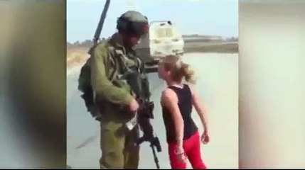 Menina de dez anos confronta ferozmente soldado para saber onde está o irmão