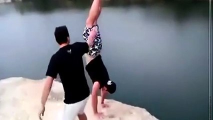 Quando uma brincadeira quase acaba em morte