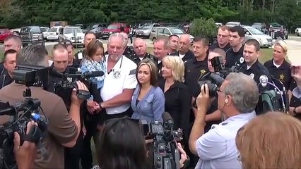 Esquadra inteira no primeiro dia de escola de Charlee