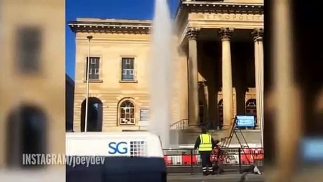 Geiser com mais de 12 metros de altura parou o trânsito em Londres
