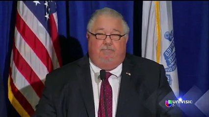 Donald Trump corre com jornalista de conferência de imprensa