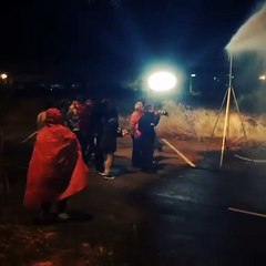 Sabe como se fazem as cenas com chuva. Rita Pereira filmou a resposta