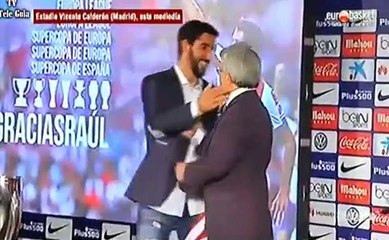 Muitas lágrimas na despedida de Raúl García