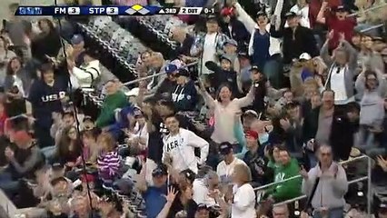 salvou-a-mulher- e-a-cerveja -sa -com-uma-ma o