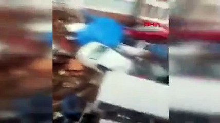 Bozkurt ilçesinde sel araçları böyle sürükledi