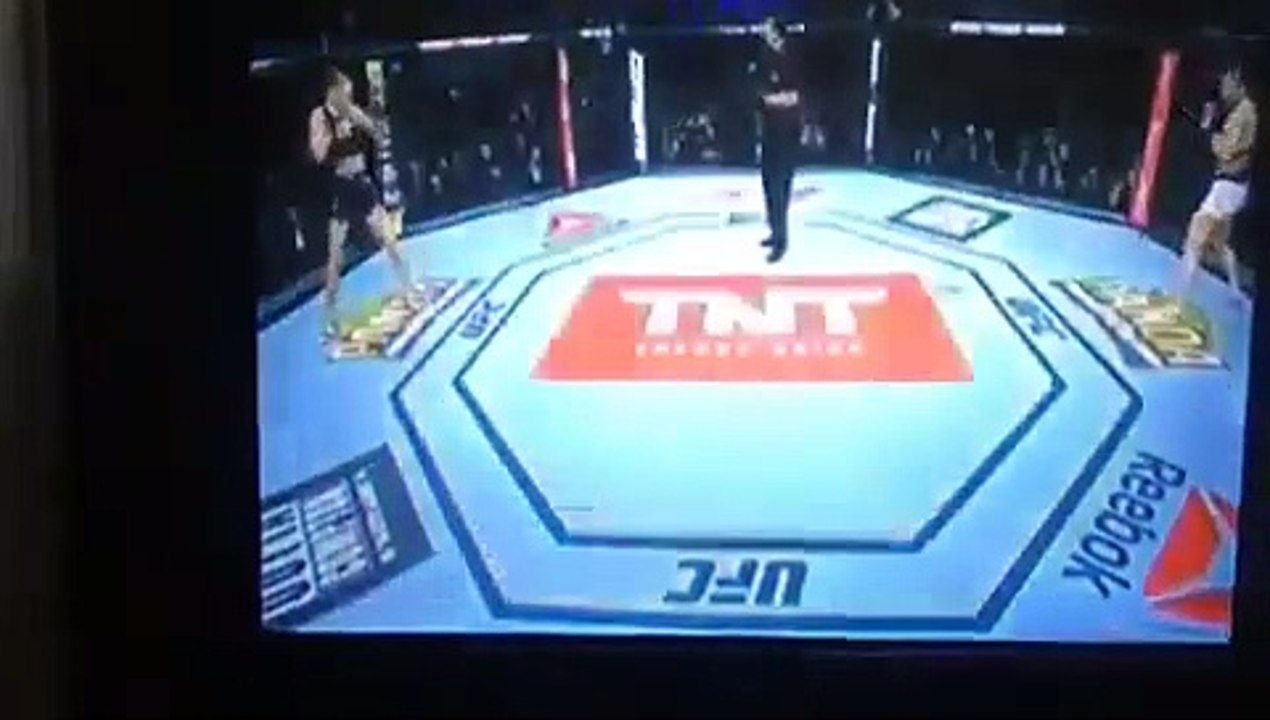 Ronda Rousey levou 34 segundos a vencer