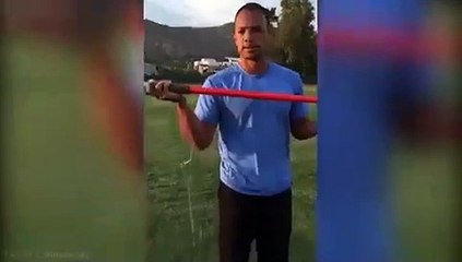 Campeão olímpico arranca dente da filha de forma inesquecível