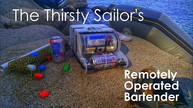Robô submarino leva cerveja a marinheiros
