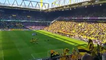 Adeptos do Dortmund cantam nome de Klopp