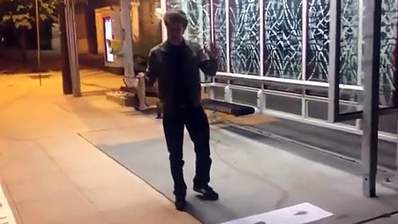 Arte que se revela com chuva