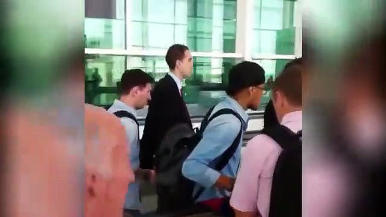 Messi recusa autografo a idoso