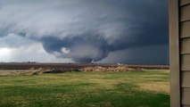 Tornados atingem vários estados no centro dos EUA
