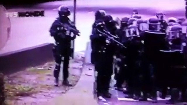 Mais um tiroteio em Paris. Há cinco reféns e um ferido